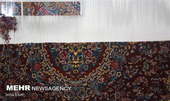 تولید سالانه 120 هزار متر مربع فرش دستباف در فارس